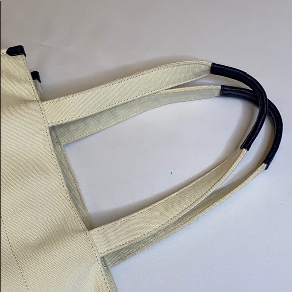 Draper James Dolly Tote - Picture 7 of 15